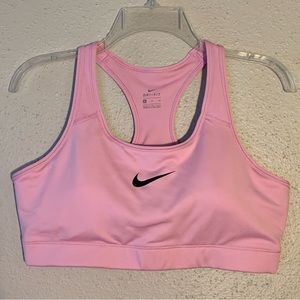 Nike Dri-FIT Swoosh Sports Bra